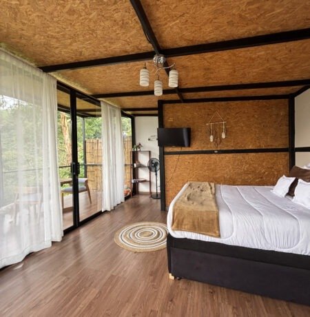 Mariposa Room 3